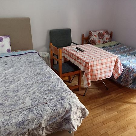 Flower Apartment-Hilton-Us Embassy Athena Bagian luar foto