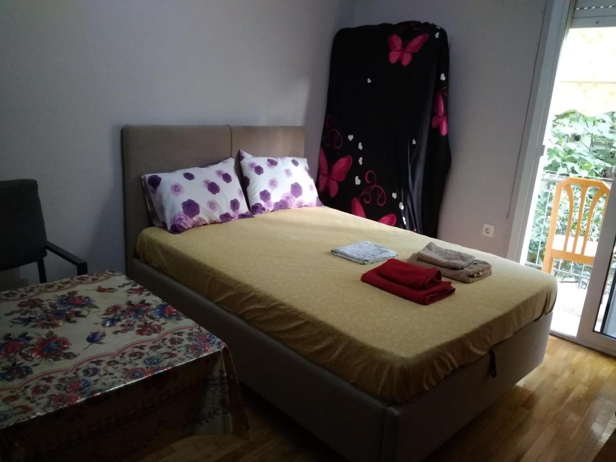 Flower Apartment-Hilton-Us Embassy Athena Bagian luar foto